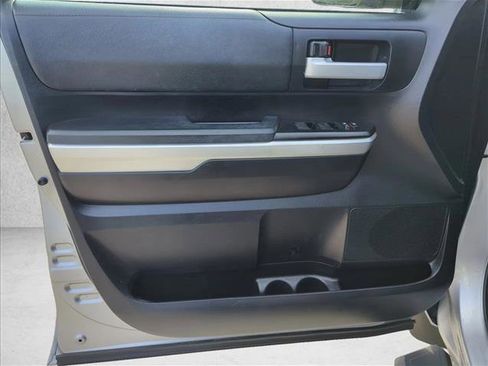 Certified 2017 Toyota Tundra SR5 w/ SR5 Upgrade Package image 10