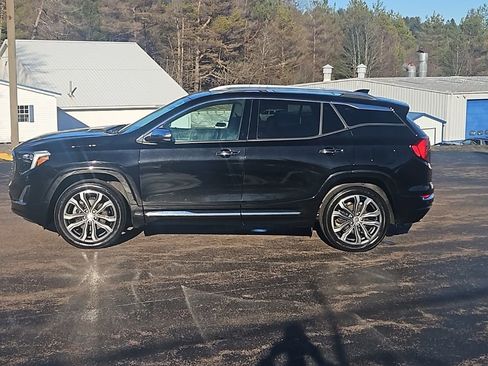 Used 2019 GMC Terrain Denali w/ Driver Alert Package II image 2