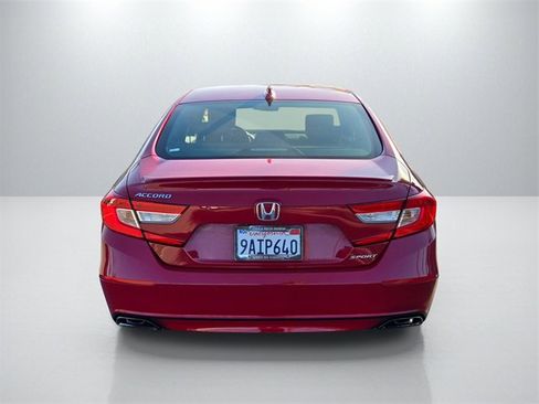 Used 2018 Honda Accord Sport image 7