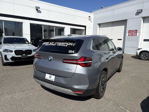 Used 2025 BMW X3 xDrive30i w/ Premium Package AWD/4WD image 3