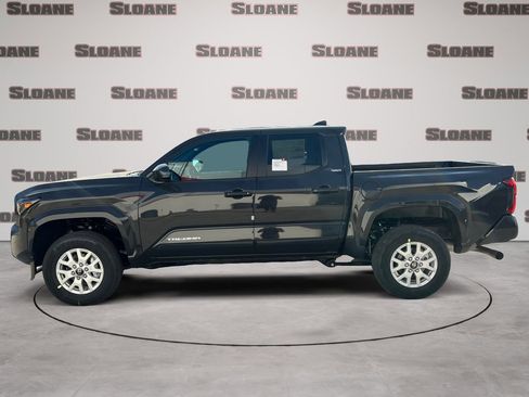 New 2026 Toyota Tacoma SR5 AWD/4WD image 2