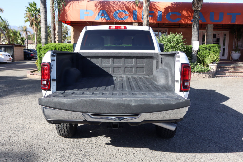 Used 2026 RAM 2500 Big Horn AWD/4WD image 8