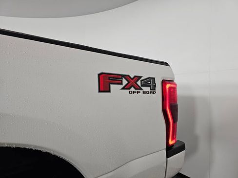 Used 2017 Ford F350 Platinum w/ Platinum Ultimate Package image 21