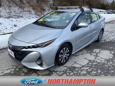 Used 2022 Toyota Prius Prime Limited image 1