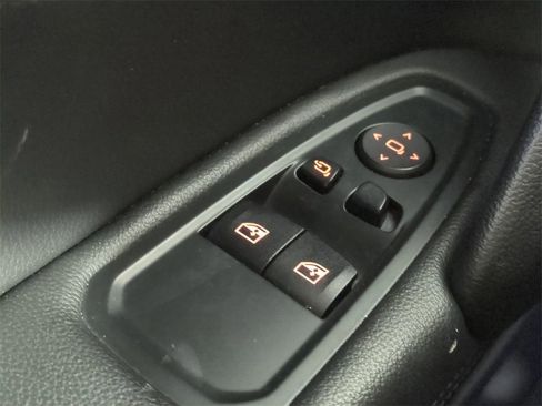 Used 2022 BMW Z4 sDrive30i w/ Driving Assistance Package image 25