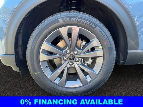 New 2025 Ford Explorer Active w/ Active Comfort Package image 14