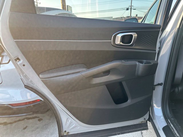 Used 2025 Kia Sorento EX w/ Panoramic Sunroof Package FWD image 8