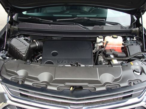 Used 2020 Chevrolet Traverse LT AWD/4WD image 40