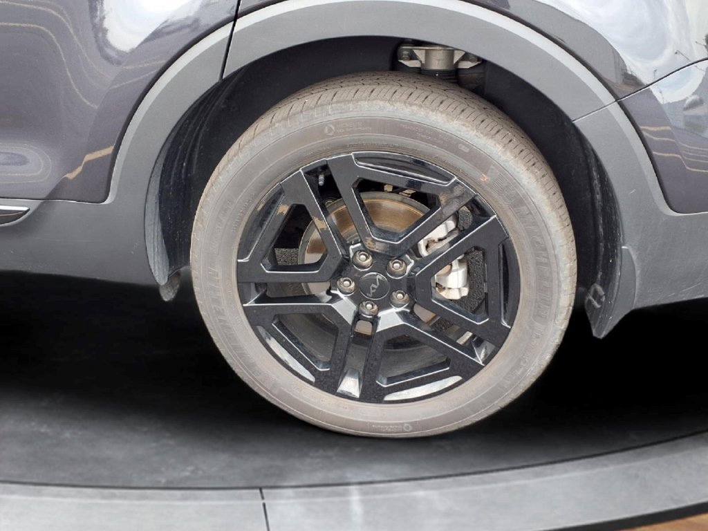 Used 2025 Kia Telluride EX X-Line AWD/4WD image 18