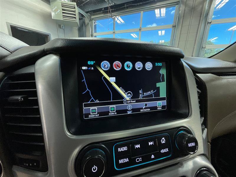 Used 2018 GMC Yukon XL SLT w/ Premium Edition AWD/4WD image 18