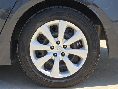 Used 2024 Toyota Corolla LE FWD image 23