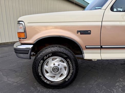 Used 1995 Ford F250 XLT image 20