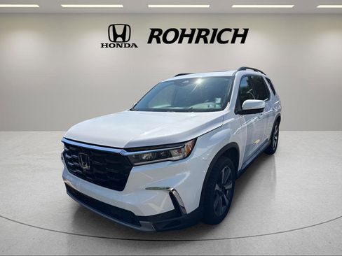Used 2023 Honda Pilot Elite image 1
