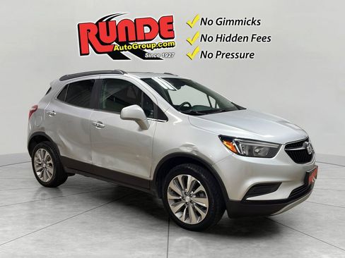 Used 2020 Buick Encore Preferred w/ Safety Package image 7