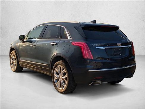 Used 2018 Cadillac XT5 Luxury w/ Driver Awareness Package image 6