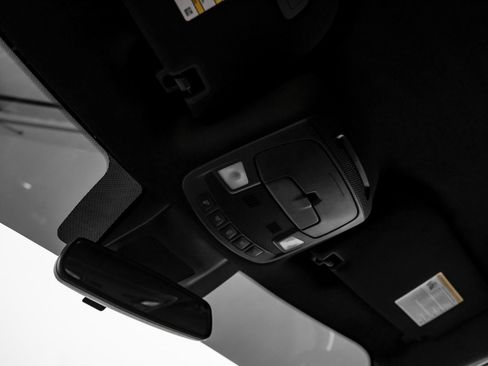 Used 2018 Ford Expedition Max XLT w/ Equipment Group 202A image 33