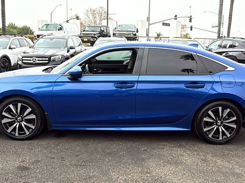 Used 2024 Honda Civic EX image 6