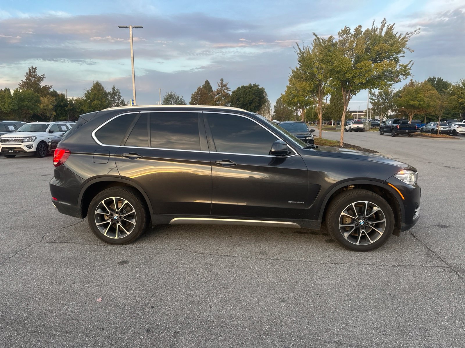 Used 2018 BMW X5 sDrive35i RWD image 4