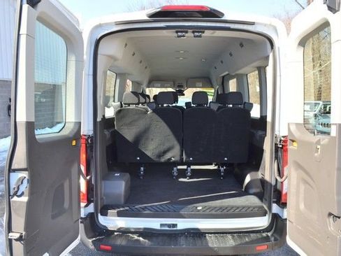 Used 2022 Ford Transit 350 XLT image 32