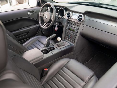 Used 2009 Ford Mustang Shelby GT500 image 7