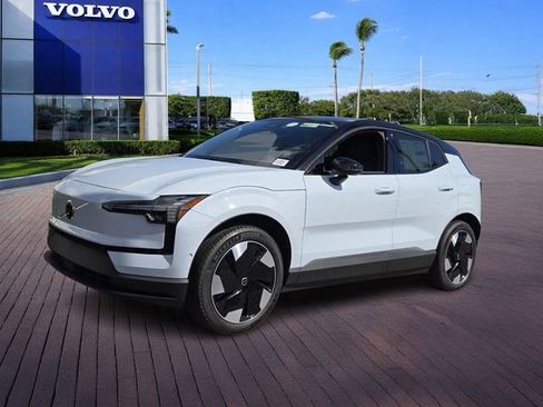 New 2026 Volvo EX30 Ultra w/ Protection Package image 3