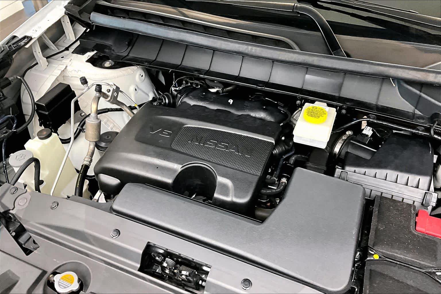 Used 2024 Nissan Pathfinder SL FWD image 30