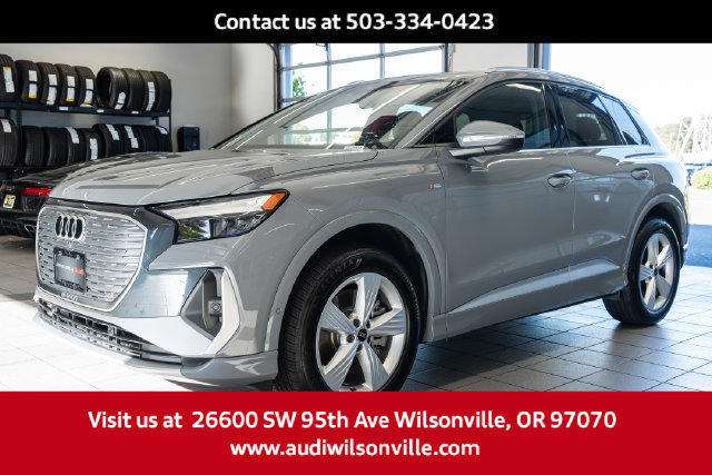Used 2023 Audi Q4 e-tron Premium Plus w/ Premium Plus AWD/4WD image 3