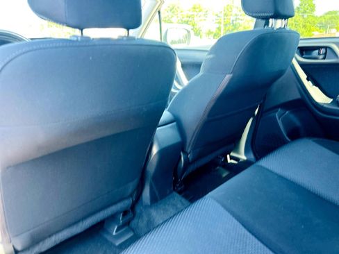 Used 2017 Subaru Forester 2.5i Premium w/ All-Weather Package image 50