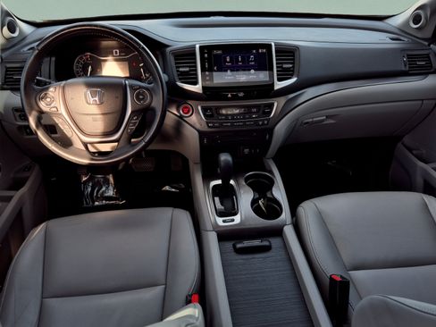 Used 2017 Honda Pilot EX-L image 11