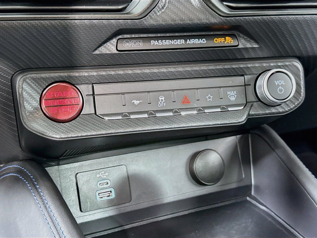 Used 2025 Ford Mustang Dark Horse RWD image 21