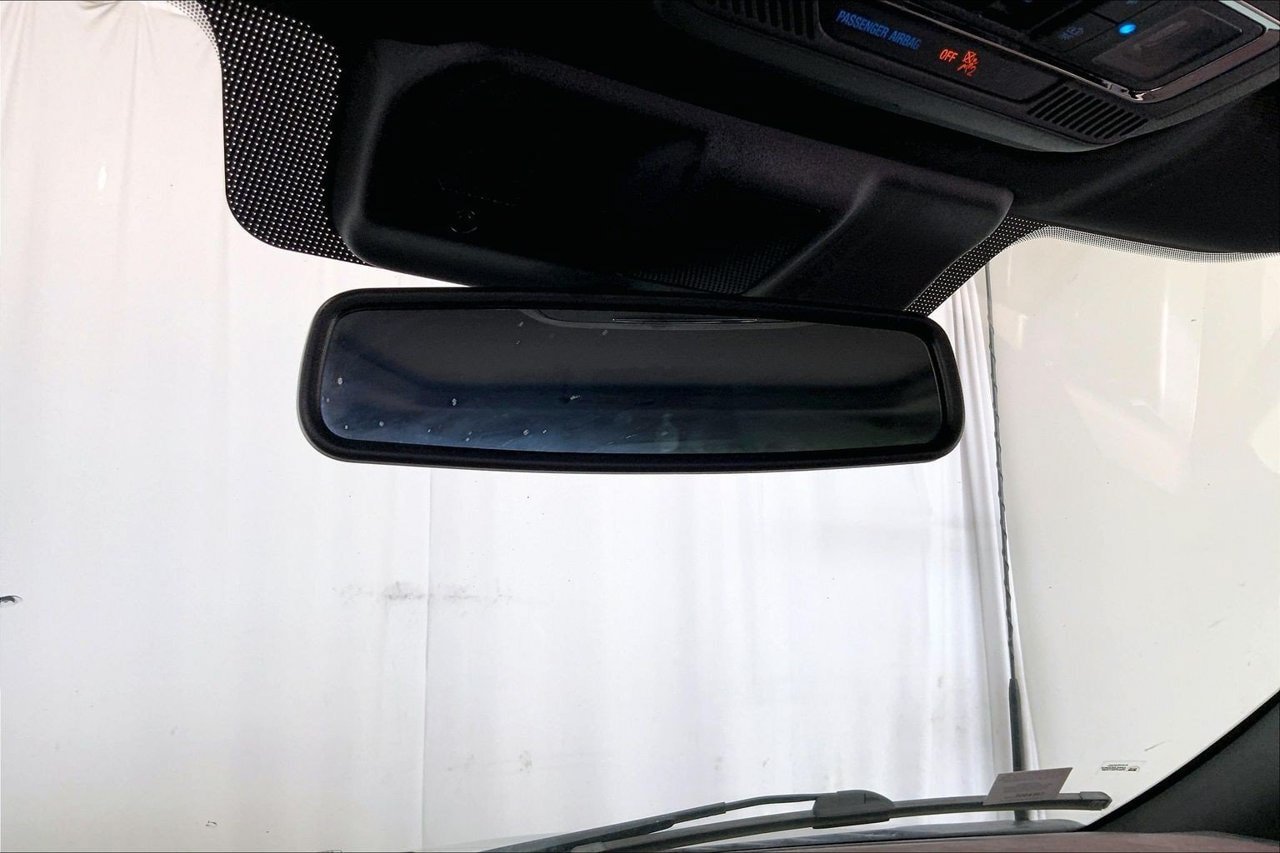 Used 2023 Ford F150 Lariat w/ Equipment Group 502A High AWD/4WD image 17