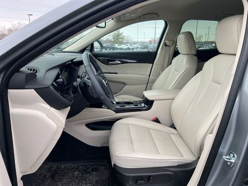 Used 2023 Buick Envision Essence image 8