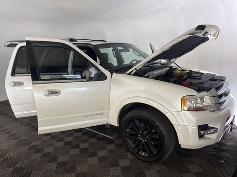 Used 2017 Ford Expedition Max Platinum AWD/4WD image 14
