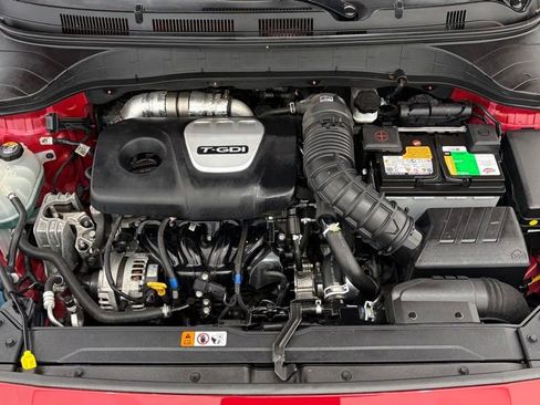 Used 2020 Hyundai Kona Limited AWD/4WD image 9