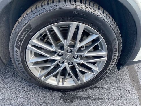 Used 2022 Acura MDX SH-AWD w/ Advance Package image 30