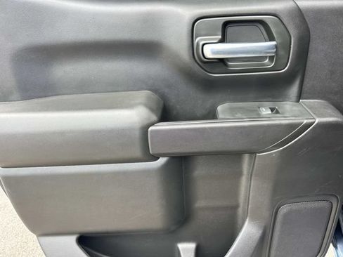 Used 2022 Chevrolet Silverado 1500 Custom RWD image 18