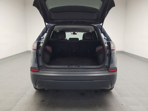 Used 2019 Jeep Cherokee Latitude Plus image 29