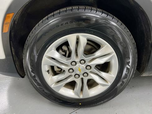 Used 2019 Chevrolet Blazer LT FWD image 25