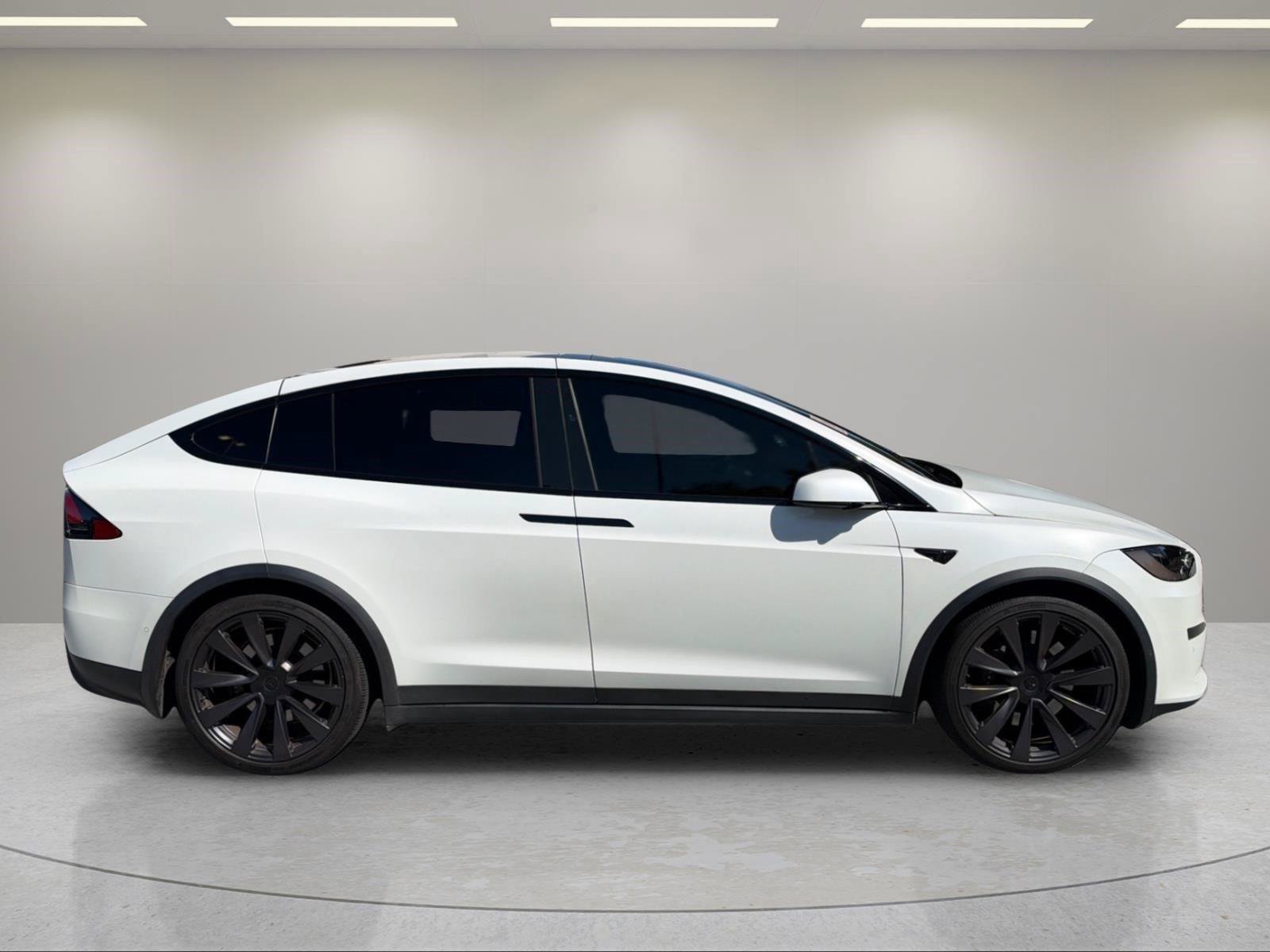 Used 2022 Tesla Model X Plaid AWD/4WD image 14