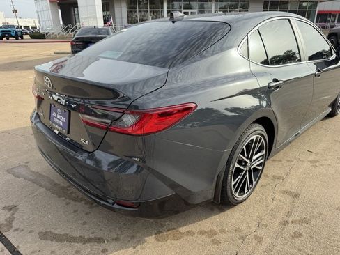 Used 2026 Toyota Camry XLE w/ Premium Plus Package FWD image 7