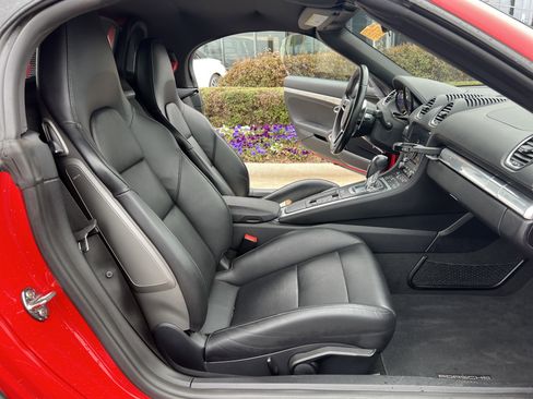 Used 2019 Porsche 718 Boxster image 35