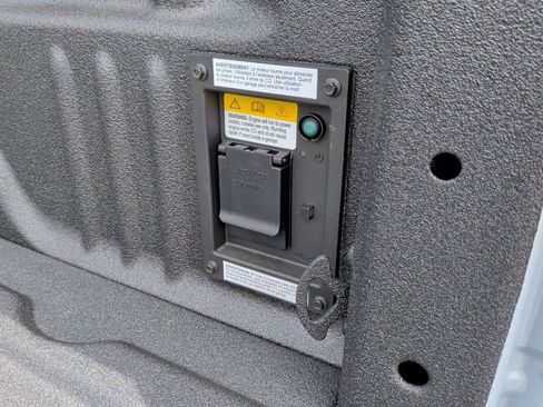 New 2026 Ford F250 Lariat w/ Black Appearance Package image 47