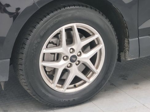 Used 2023 Ford Edge SEL image 31