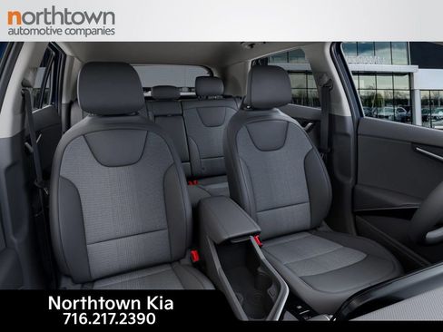 New 2025 Kia Niro EX image 16
