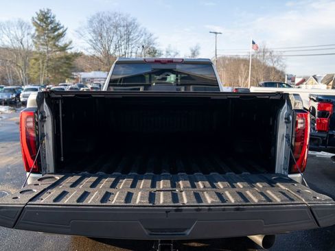 Used 2024 GMC Sierra 2500 Denali w/ Denali Reserve Package image 7