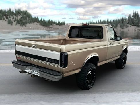 Used 1996 Ford F150 4x4 Regular Cab image 3