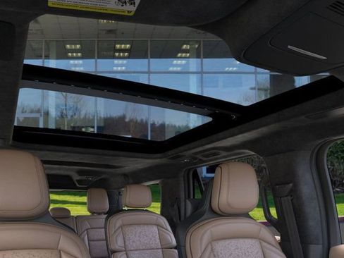 New 2026 Lincoln Navigator L Black Label AWD/4WD image 22