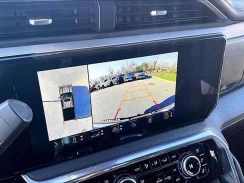 Used 2024 GMC Sierra 2500 Denali w/ Denali Reserve Package image 27