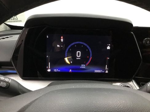 Used 2024 Chevrolet Trax LT w/ Driver Confidence Package image 12