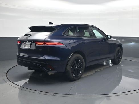 Used 2026 Jaguar F-PACE R-Dynamic S image 7